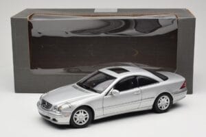 Mercedes CL 500 C215 Zilver AUTOart 1:18 B66962152 Metaal — afbeelding 8 van 8