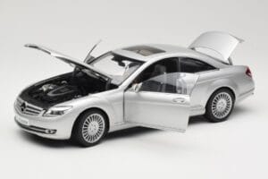 Mercedes CL-Class C216 Zilver AUTOart 1:18 76164 Metaal — afbeelding 2 van 8
