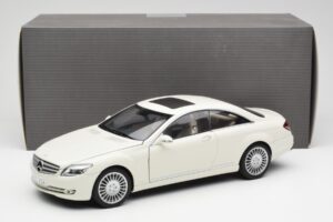 Mercedes CL500 C216 Calcit Wit AUTOart 1:18 B66962341 Metaal — afbeelding 8 van 8