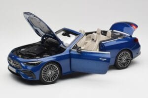 Mercedes CLE Cabriolet A236 Blauw Norev 1:18 B66960653 Metaal — afbeelding 2 van 9