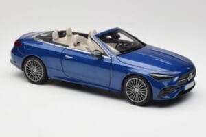 Mercedes CLE Cabriolet A236 Blauw Norev 1:18 B66960653 Metaal — afbeelding 7 van 9