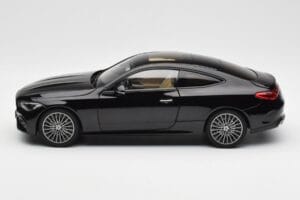 Mercedes CLE C236 Coupe Obsidian Zwart Metallic Norev 1:18 183937 Metaal — afbeelding 4 van 8