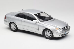 Mercedes CLK 500 C209 Zilver Kyosho 1:18 B66962144 Metaal — afbeelding 6 van 8