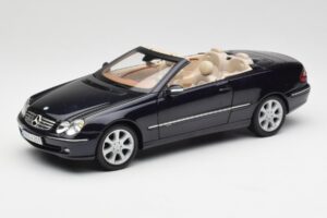 Mercedes CLK 500 W209 Cabriolet Donkerblauw Metallic Kyosho 1:18 B66962174 Metaal