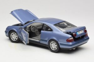Mercedes CLK C208 Paars Anson 1:18 30330 Metaal — afbeelding 5 van 8