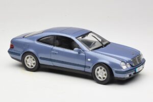 Mercedes CLK C208 Paars Anson 1:18 30330 Metaal — afbeelding 6 van 8