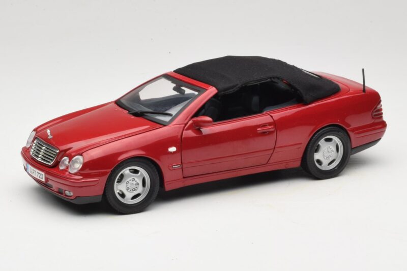 Mercedes CLK A208 Cabriolet Rood Anson 1:18 30338 Metaal