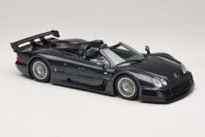 Mercedes AMG CLK GTR Roadster Grijs GT Spirit 1:18 GT960 Hars — afbeelding 4 van 6
