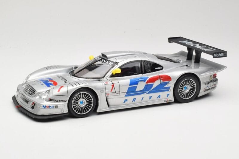 Mercedes CLK LM GT1 #1 AMG Mercedes K. Ludwig / R. Zonta FIA GT Championship 1998 Maisto 1:18 56053 Metaal