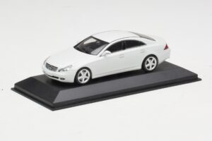 Mercedes CLS-Class C219 Linea Wit Minichamps 1:43 436034300 Metaal — afbeelding 2 van 4