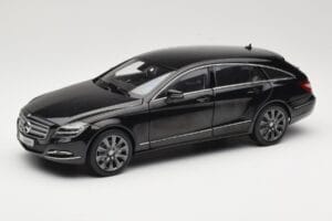 Mercedes CLS Shooting Brake X218 Obsidian Black Norev 1:18 B66960115 Metaal
