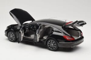 Mercedes CLS Shooting Brake X218 Obsidian Black Norev 1:18 B66960115 Metaal — afbeelding 5 van 8