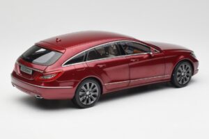 Mercedes CLS Shooting Brake X218 Thulite Rood Norev 1:18 B66960116 Metaal — afbeelding 3 van 8