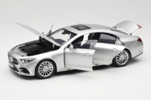 Mercedes CLS C257 Zilver Norev 1:18 183489 Metaal — afbeelding 2 van 8