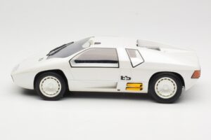 Mercedes CW311 White Metallic BoS Models 1:18 BOS198 Hars — afbeelding 3 van 6