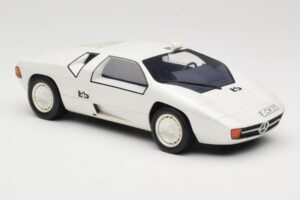 Mercedes CW311 White Metallic BoS Models 1:18 BOS198 Hars — afbeelding 4 van 6