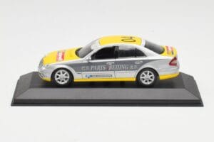 Mercedes E-Class W211 #4 Team ADAC Paris-Beijing 2006 Replacement Box Minichamps 1:43 B66962260-R Metaal
