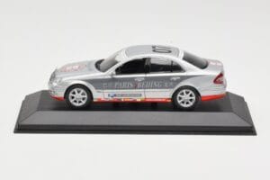 Mercedes E-Class W211 #7 Team AutoBild Paris-Beijing 2006 Replacement Box Minichamps 1:43 MB001 Metaal