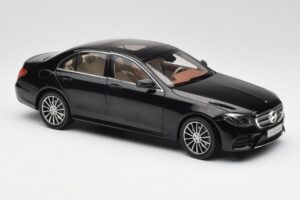Mercedes E-Class W213 Obsidian Zwart iScale 1:18 B66960380 Metaal — afbeelding 6 van 8
