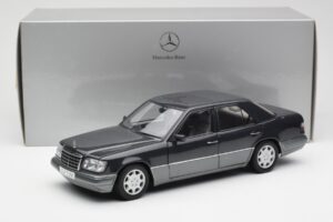 Mercedes E320 W124 Nautik Blauw Metallic Dealer Edition AUTOart 1:18 B66040508 Metaal — afbeelding 8 van 8