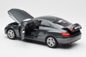 Mercedes E500 C207 Coupe Tenoric Grijs Norev 1:18 183540 Metaal — afbeelding 5 van 8
