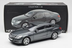 Mercedes E500 C207 Coupe Tenoric Grijs Norev 1:18 183540 Metaal — afbeelding 8 van 8