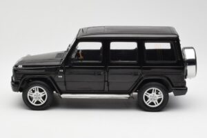 Mercedes G 500 W463 Zwart Dealer Edition AUTOart 1:18 B66962143 Metaal — afbeelding 4 van 8
