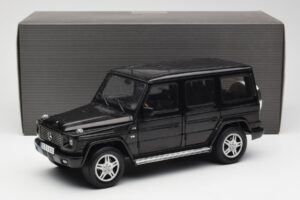 Mercedes G 500 W463 Zwart Dealer Edition AUTOart 1:18 B66962143 Metaal — afbeelding 8 van 8