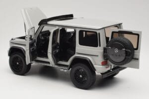 Mercedes G 63 AMG 4x4 Squared Arabian Grey Almost Real 1:18 820829 Metaal — afbeelding 5 van 8