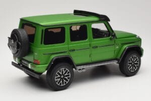 Mercedes G 63 AMG 4x4 Squared Green Hell Magno Almost Real 1:18 820821 Metaal — afbeelding 3 van 8