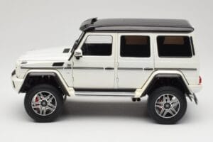 Mercedes G 63 AMG 4x4 Squared Polar White Almost Real 1:18 820203 Metaal — afbeelding 4 van 8