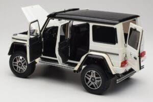 Mercedes G 63 AMG 4x4 Squared Polar White Almost Real 1:18 820203 Metaal — afbeelding 5 van 8