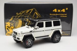Mercedes G 63 AMG 4x4 Squared Polar White Almost Real 1:18 820203 Metaal — afbeelding 8 van 8
