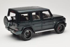 Mercedes G 63 AMG W463 Green Metallic Minichamps 1:18 110037066 Metaal — afbeelding 3 van 8