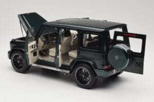 Mercedes G 63 AMG W463 Green Metallic Minichamps 1:18 110037066 Metaal — afbeelding 5 van 8