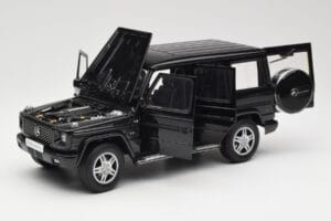 Mercedes G-Class G 500 W463 Smaragd Black Metallic AUTOart 1:18 76101 Metaal — afbeelding 2 van 8