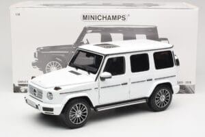 Mercedes G-Class G 500 W463A Diamond White Metallic Minichamps 1:18 113037111 Metaal — afbeelding 8 van 8
