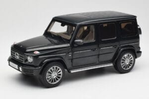 Mercedes G-Class G500 W463A Emerald Green Minichamps 1:18 B66960810 Metaal