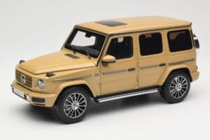 Mercedes G-Class G 500 W463A Solarbeam Yellow Metallic Minichamps 1:18 113037108 Metaal