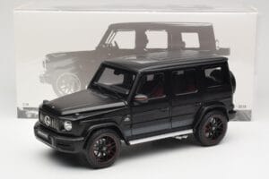 Mercedes G-Class G63 AMG W463A Matt Black Minichamps 1:18 110037064 Metaal — afbeelding 8 van 8