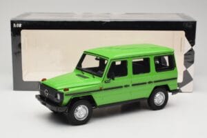 Mercedes G-Class W460 LWB Groen Minichamps 1:18 155038101 Metaal — afbeelding 6 van 6