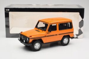 Mercedes G-Class W460 SWB Oranje Minichamps 1:18 155038000 Metaal — afbeelding 6 van 6