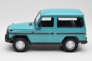 Mercedes G-Class W460 SWB Turquoise Minichamps 1:18 155038001 Metaal — afbeelding 3 van 6
