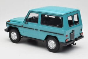 Mercedes G-Class W460 SWB Turquoise Minichamps 1:18 155038001 Metaal — afbeelding 5 van 6