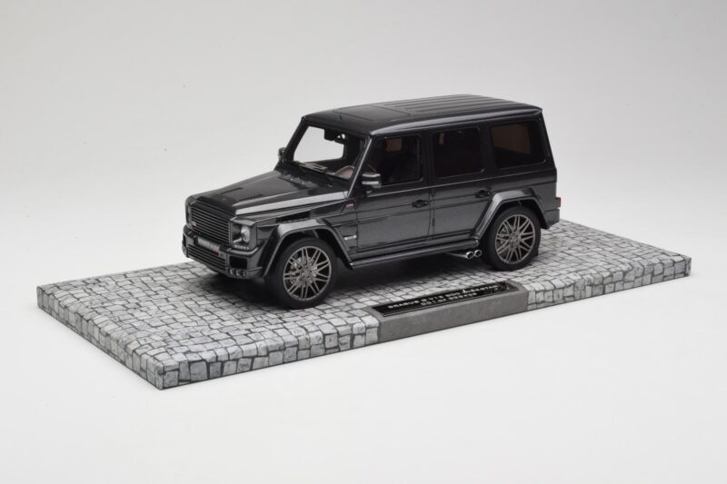 Mercedes G-Class W463 Brabus V12 800 Widestar Grijs Minichamps 1:18 107032300 Metaal