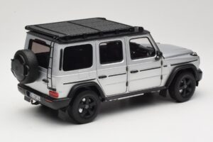 Mercedes G-Class W463 Iridium Silver Norev 1:18 183030 Metaal — afbeelding 3 van 8