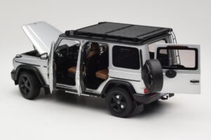 Mercedes G-Class W463 Iridium Silver Norev 1:18 183030 Metaal — afbeelding 5 van 8