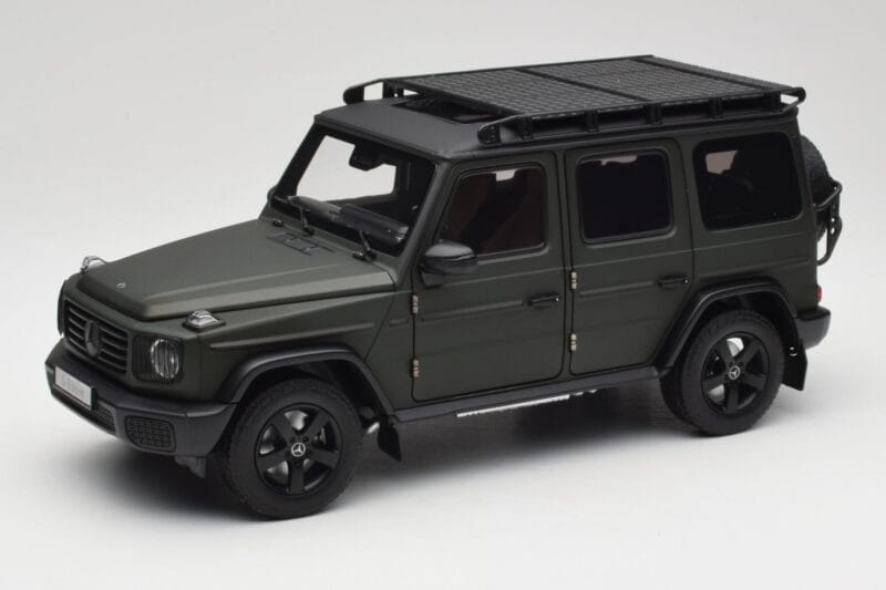 Mercedes G-Class W465 Olijfgroen Norev 1:18 B66960662 Metaal