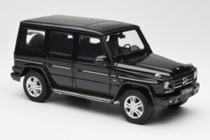 Mercedes G500 W463 Zwart AUTOart 1:18 76216 Metaal — afbeelding 6 van 8