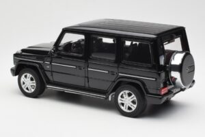 Mercedes G500 W463 Zwart AUTOart 1:18 76216 Metaal — afbeelding 7 van 8